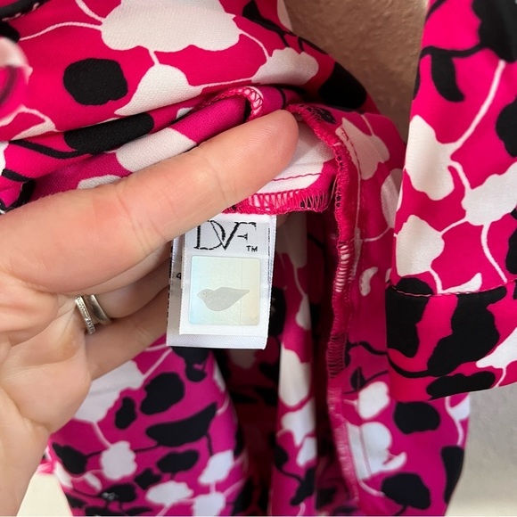 DIANE VON FURSTENBERG Freya Silk Poppy Floral Dress - Picture 9 of 12